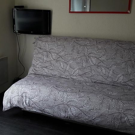 Studio Au Calme Apartment Deville-les-Rouen Bagian luar foto